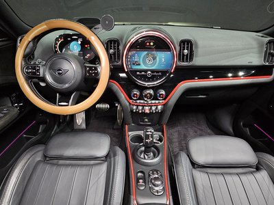 MINI COUNTRYMAN - 5