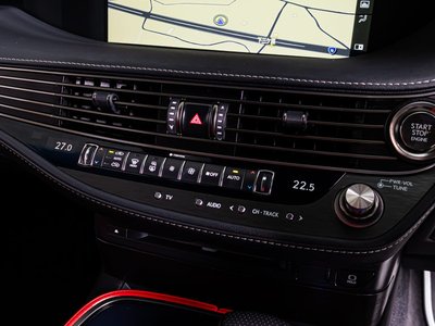 2018 Lexus LS — миниатюра 39