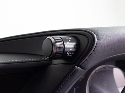 2018 Lexus LS — миниатюра 50