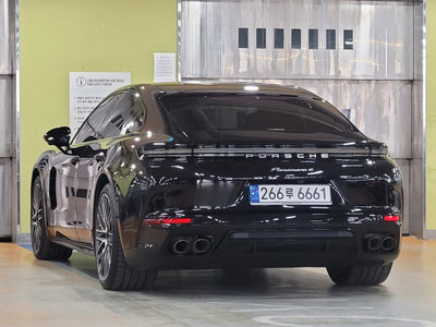 PORSCHE PANAMERA - 6