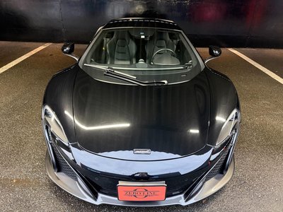 MCLAREN 650S - 9