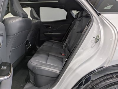 صورة مصغرة 36 لـ 2025 Toyota CROWN SPORT