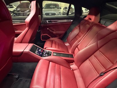 PORSCHE PANAMERA - 9