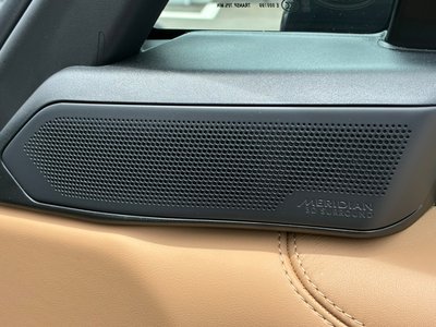 2025 LAND Rover RANGE ROVER — миниатюра 11