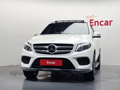 صورة 2 لـ 2016 Mercedes-BENZ GLE