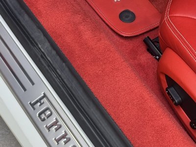 صورة مصغرة 14 لـ 2017 Ferrari 488 SPIDER