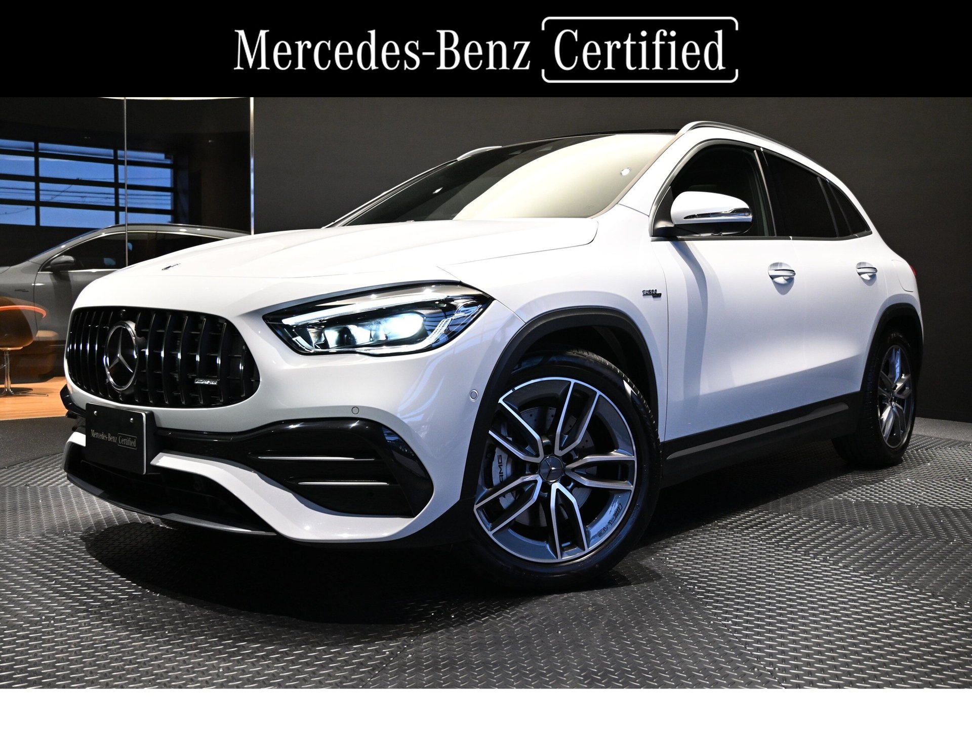 MERCEDES-BENZ GLA AMG - View 1