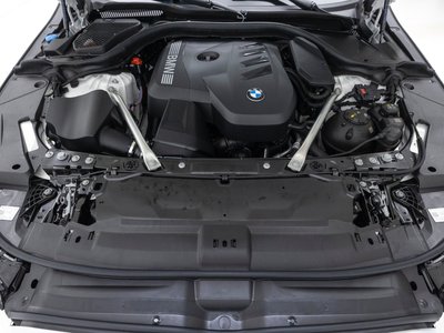 2025 BMW 5 SERIES photo 7