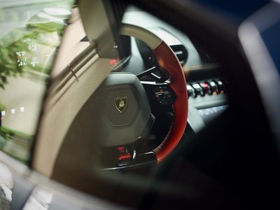 صورة 2 لـ 2020 Lamborghini HURACAN