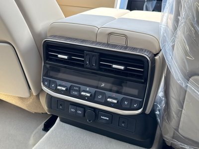 2025 Toyota LAND CRUISER 300 — миниатюра 71