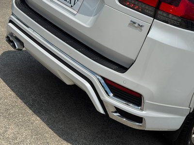 2025 Toyota LAND CRUISER 300 — миниатюра 12