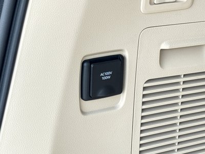 2025 Toyota LAND CRUISER 300 — миниатюра 76