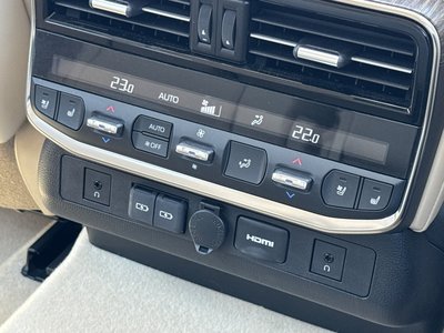 2025 Toyota LAND CRUISER 300 — миниатюра 72