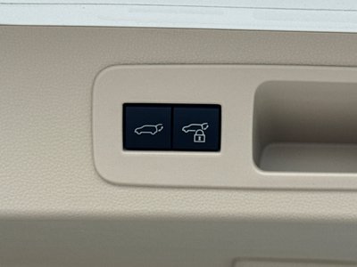 2025 Toyota LAND CRUISER 300 — миниатюра 77