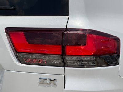 2025 Toyota LAND CRUISER 300 — миниатюра 34