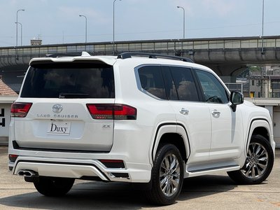 2025 Toyota LAND CRUISER 300 — миниатюра 16