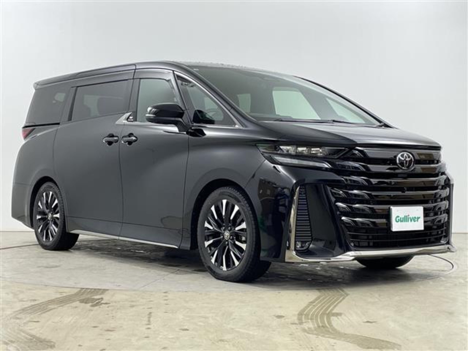 TOYOTA VELLFIRE - View 1