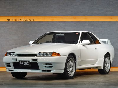 NISSAN SKYLINE GT-R - 9