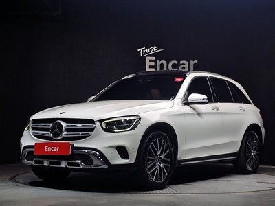 2021 Mercedes-BENZ GLC photo 1