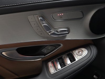 2021 Mercedes-BENZ GLC thumbnail 26