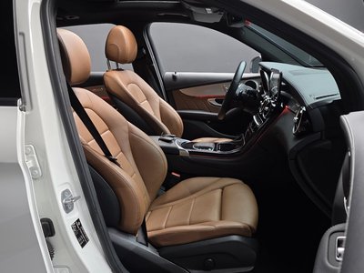 2021 Mercedes-BENZ GLC thumbnail 16