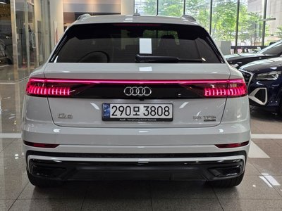 2023 AUDI Q8 照片 3