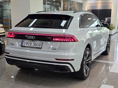 2023 AUDI Q8 照片 4