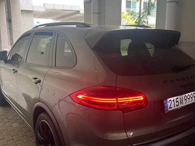 PORSCHE CAYENNE - 4