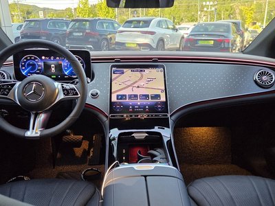 2024 Mercedes-BENZ EQE photo 9