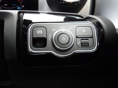 2025 Mercedes-BENZ A-CLASS — миниатюра 63