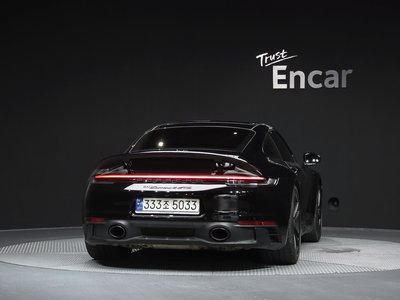 صورة 4 لـ 2023 Porsche 911