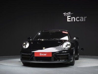 صورة 3 لـ 2023 Porsche 911