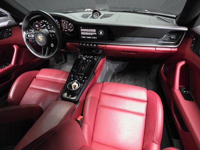 صورة 5 لـ 2023 Porsche 911