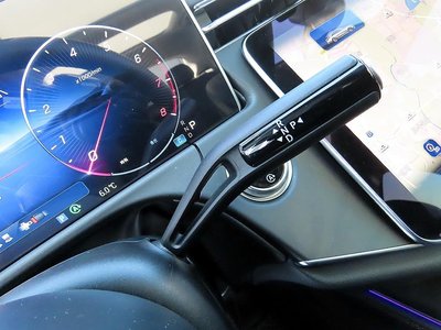 MERCEDES-BENZ E-CLASS - 10