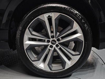 AUDI Q8 - 8