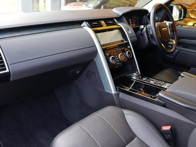 LAND ROVER DISCOVERY - 3