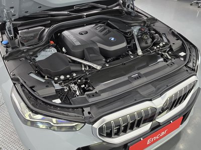 2026 BMW 5 SERIES 照片 7