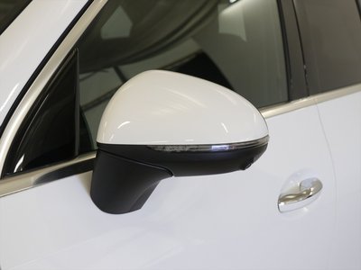 MERCEDES-BENZ GLC - 7