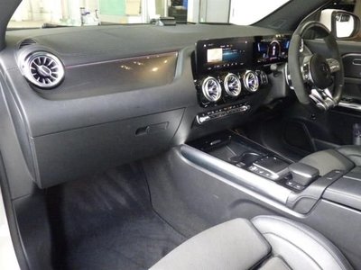 صورة 2 لـ 2021 Mercedes-BENZ MERCEDES-AMG