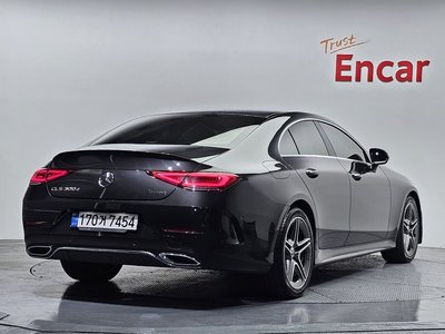 MERCEDES-BENZ CLS - 4