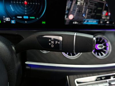 MERCEDES-BENZ CLS - 9