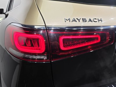 MERCEDES-BENZ GLS - 10