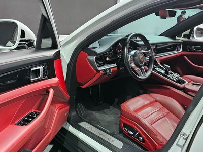 PORSCHE PANAMERA - 10