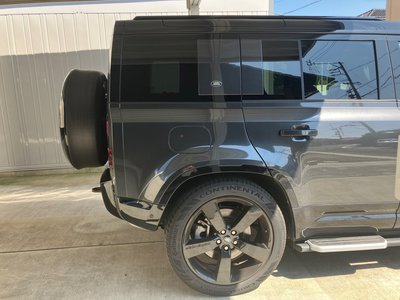 LAND ROVER DEFENDER - 6