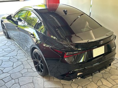 LEXUS IS - 4