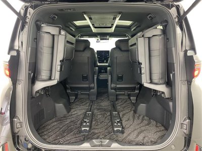 صورة مصغرة 31 لـ 2024 Toyota VELLFIRE