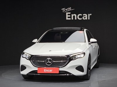 MERCEDES-BENZ E-CLASS - 2