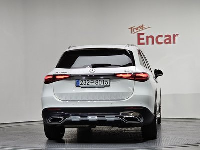 MERCEDES-BENZ GLC - 3