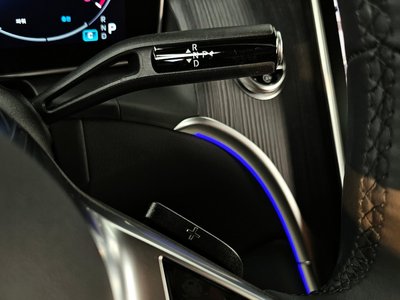 MERCEDES-BENZ GLC - 9