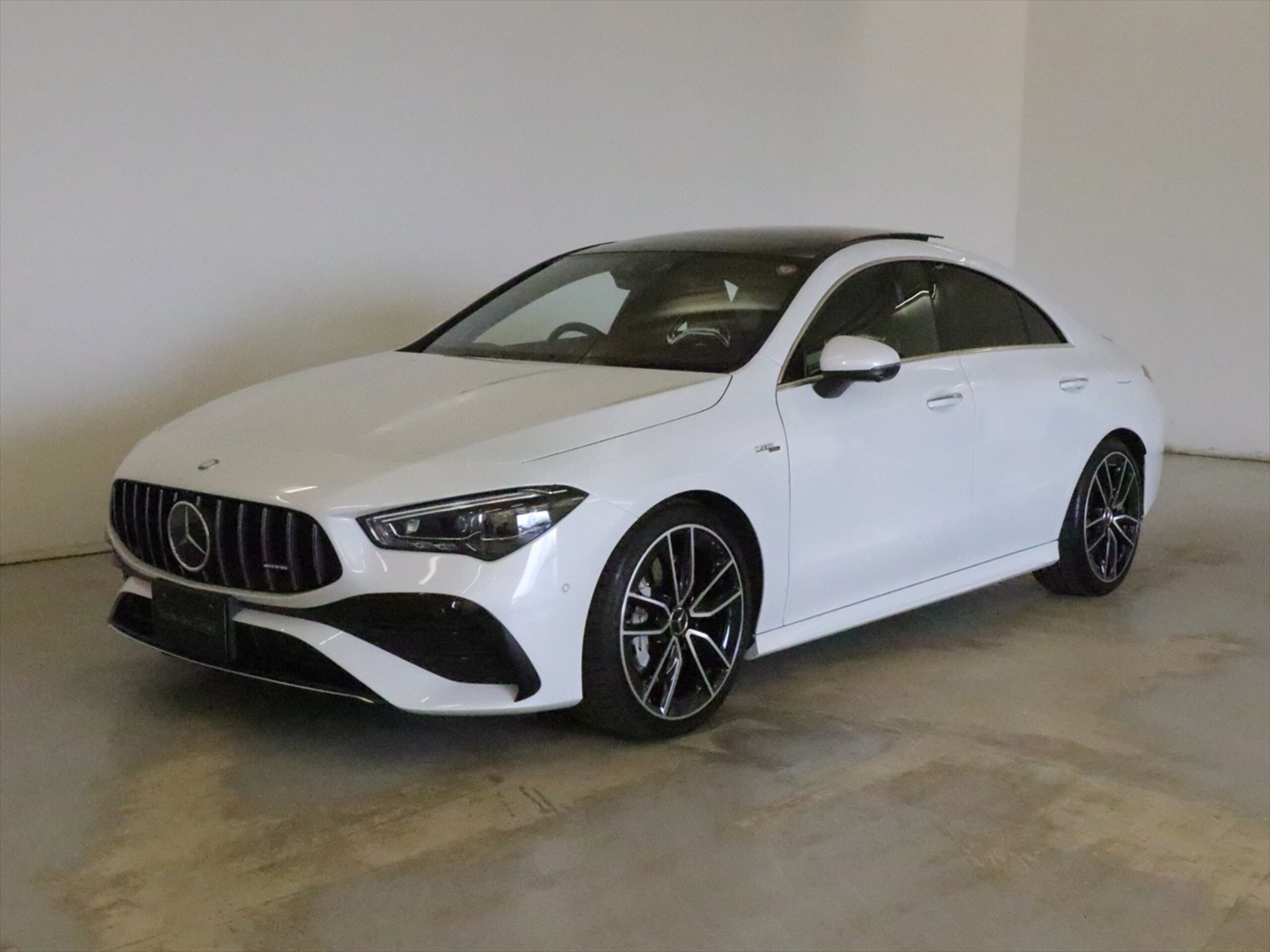 MERCEDES-BENZ CLA-CLASS AMG - View 1